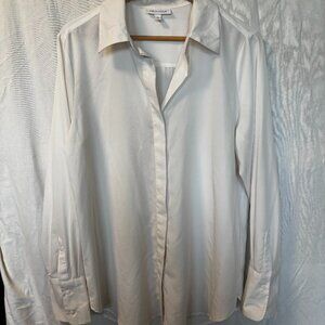 Womens collared long sleeve shirt button down white size large